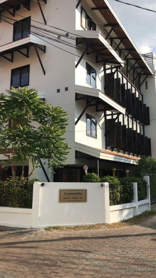 Baan Ploy In (Adults Only) Hostel Chiang Mai Exterior foto