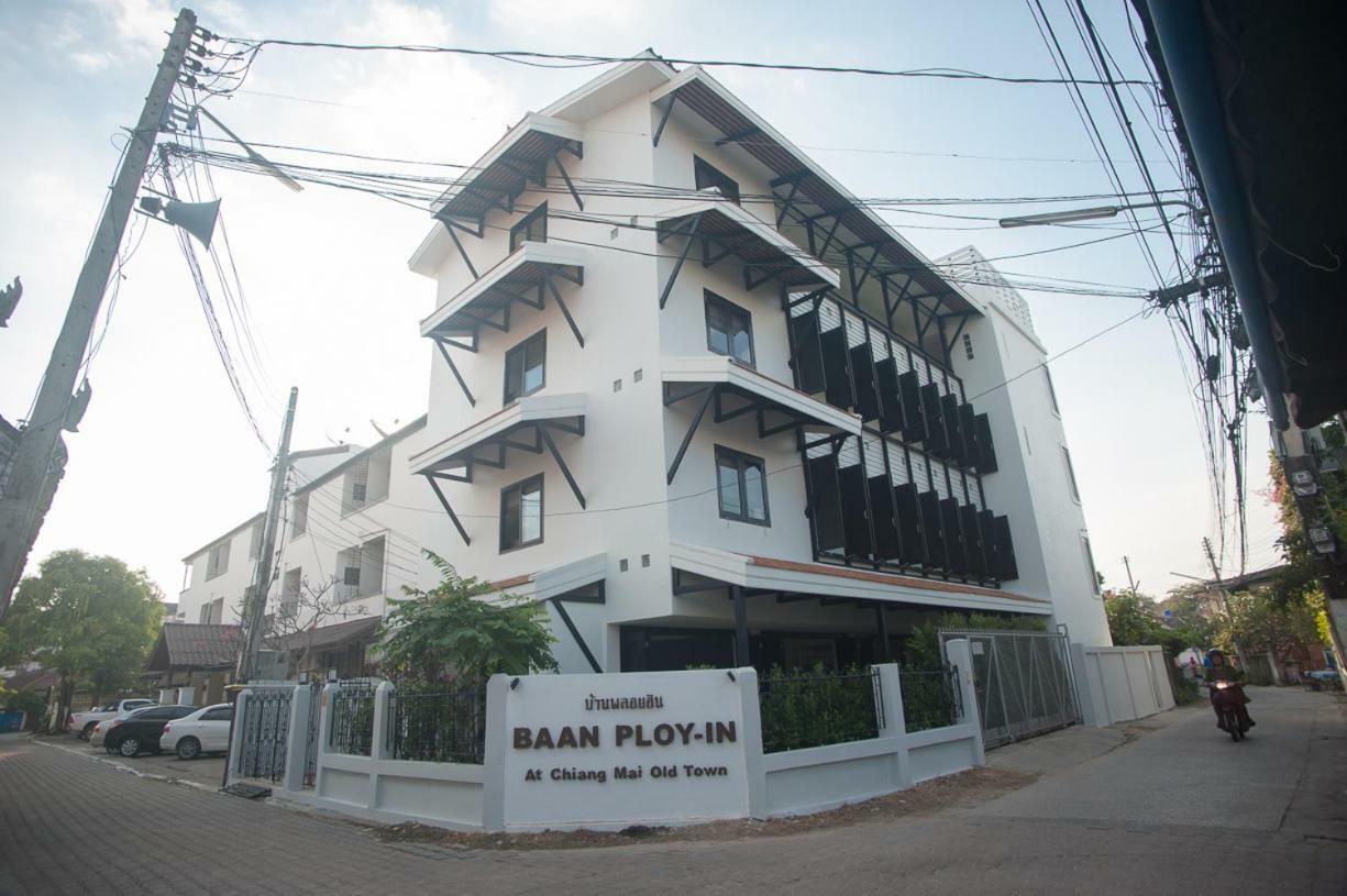 Baan Ploy In (Adults Only) Hostel Chiang Mai Exterior foto
